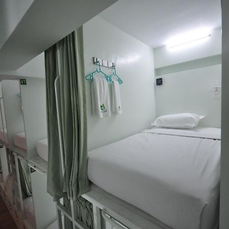 Hostel Latha Yangon Luaran gambar